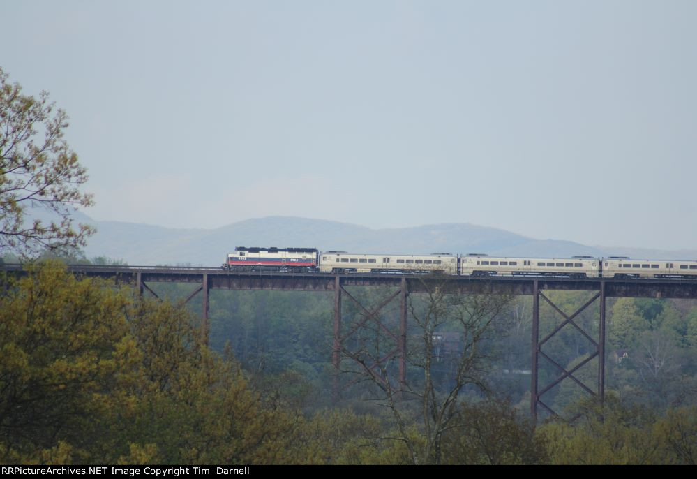 MNCW 4902 on Moodna viaduct